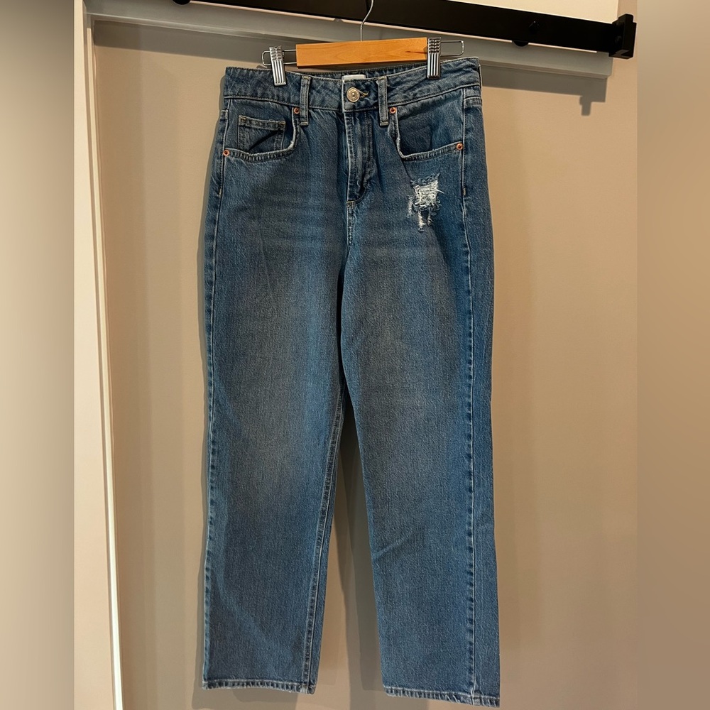 BDG Straight Skinny Jeans – Size 28